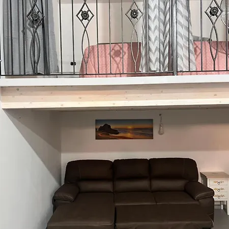 Aurora Casa Vacanza *